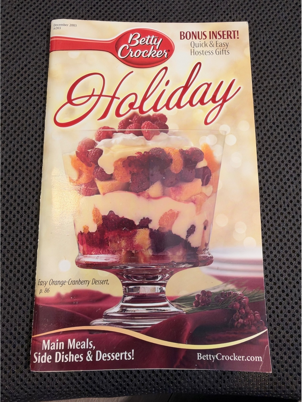 Betty Crocker Holiday Cookbook - Main Meals, Side Dishes & Desserts - December